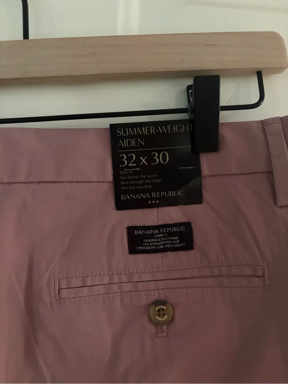Banana Republic Men's Summer Weight Aiden Chino Pants Size 32 x 30 NWT
